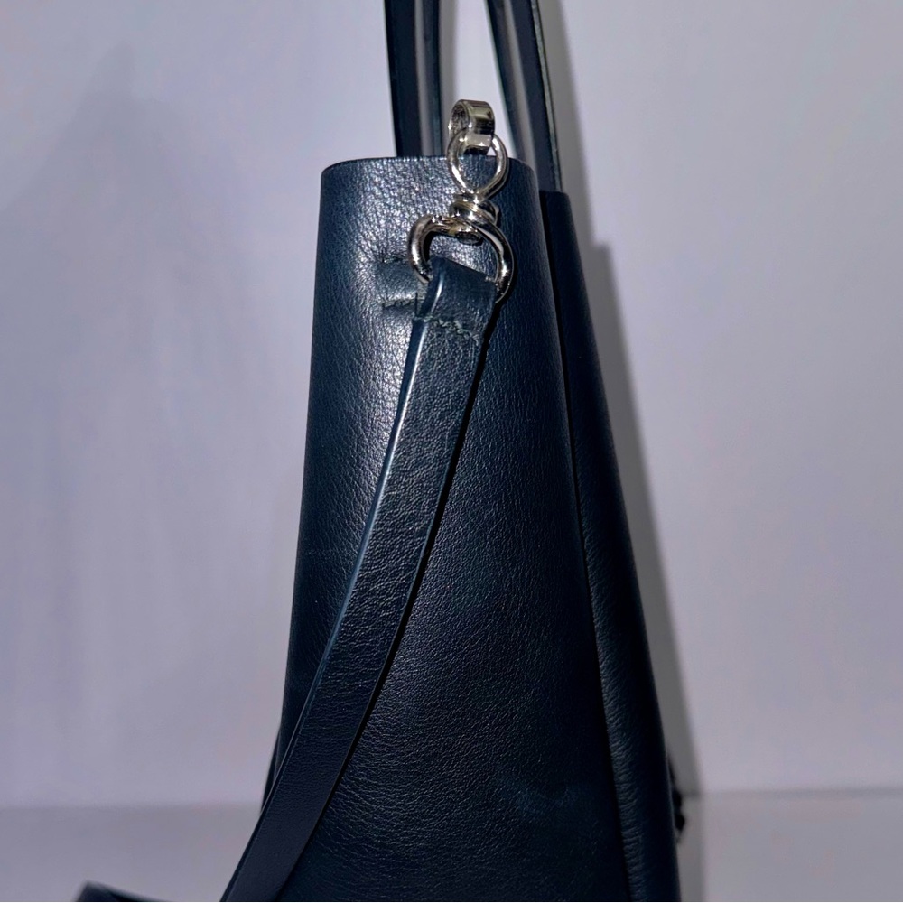 BALENCIAGA Calfskin XS Everyday Tote Black - Picture 6 of 10